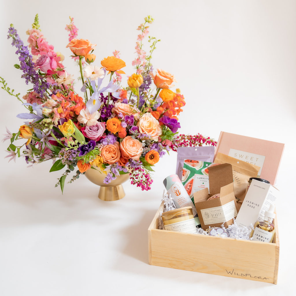 Grand Superbloom Arrangement + Gift Box