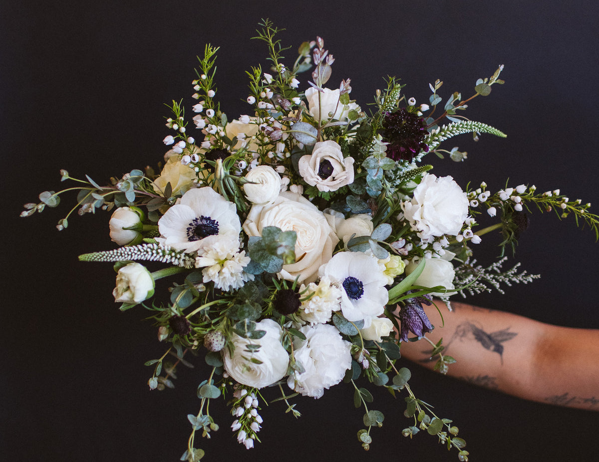 Sweet + Simple - White Arrangements for All Occasions